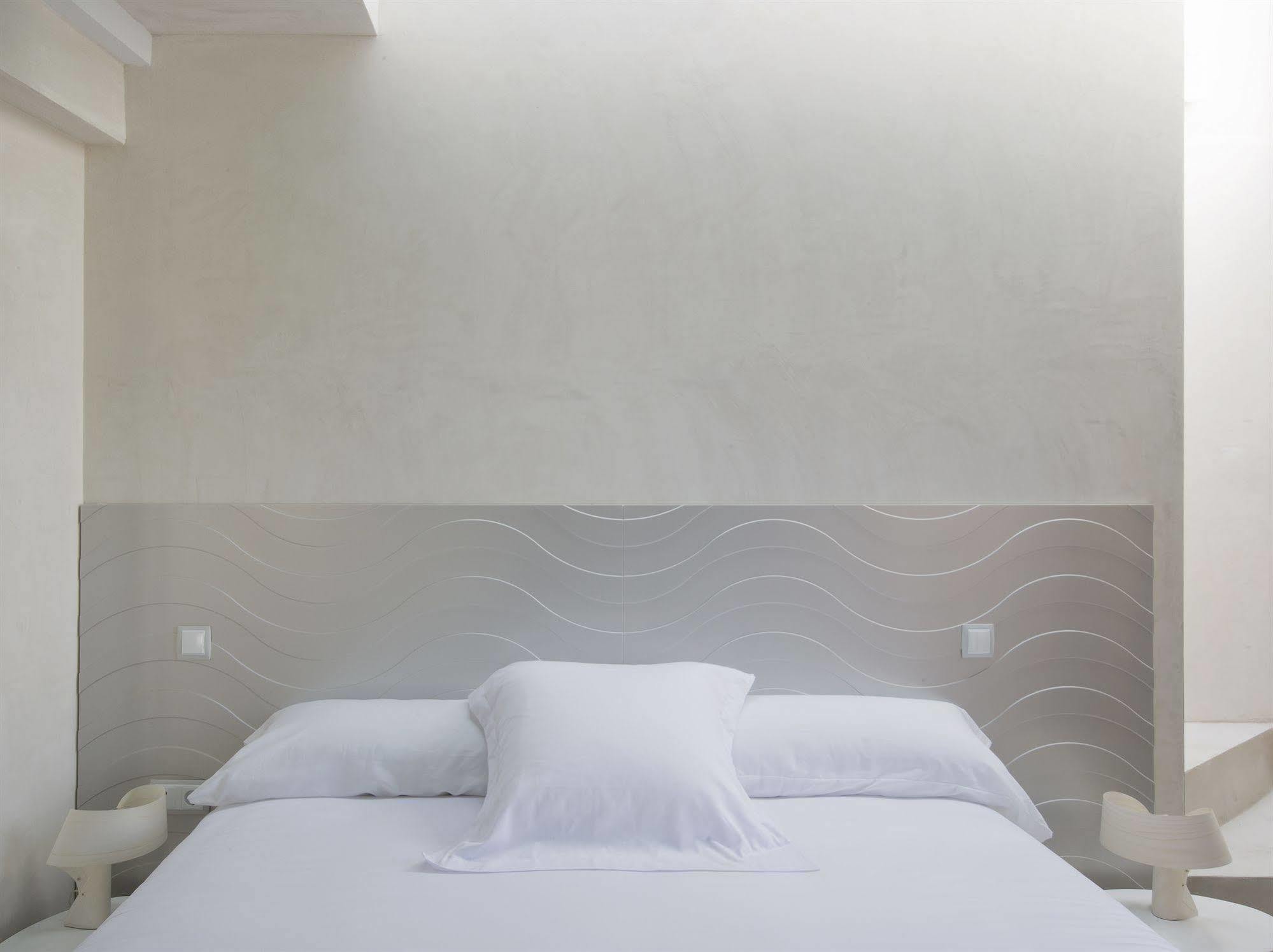 Antidoto Rooms San Agustin - Recomendado Para Adultos Toledo Exterior foto